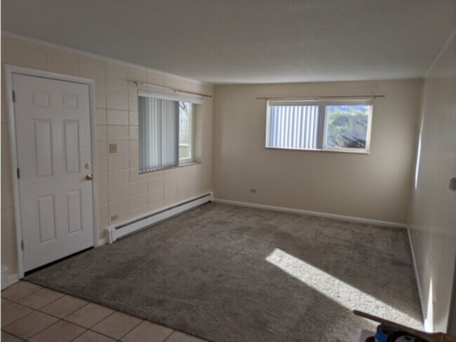 Building Photo - 1280 S Wolff St