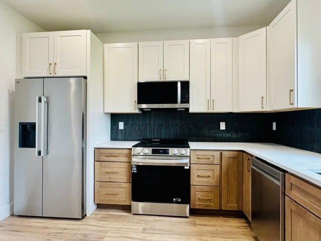 Large open kitchen with pantry. - 20 Leap Frog Park