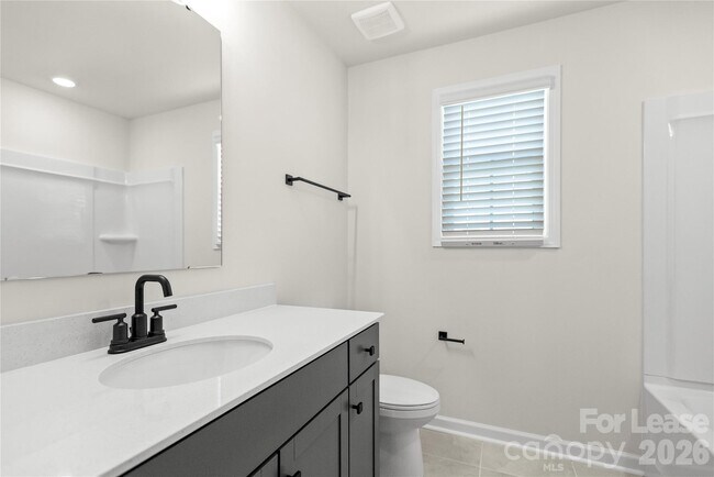 Building Photo - 7185 Sylvan Retreat Dr