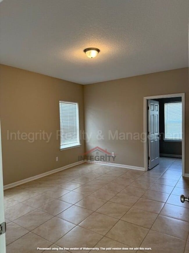 Building Photo - Beautiful 4 bed/ 2 bath in Eagle Landing