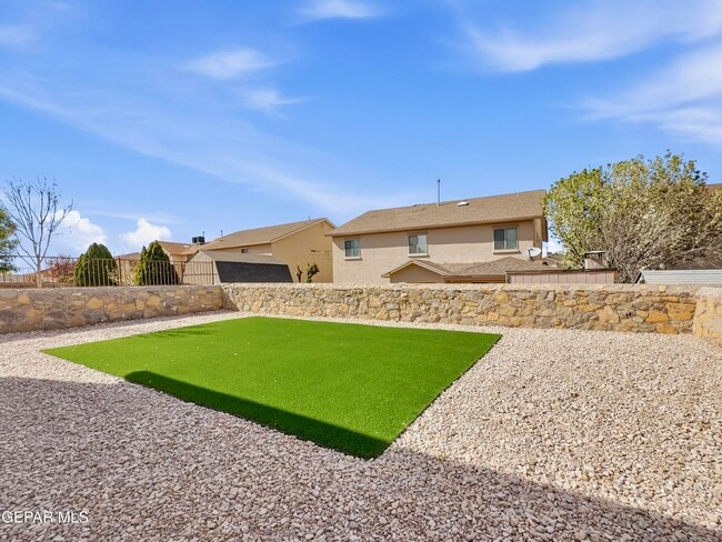 Building Photo - 12753 Tierra Mina Dr