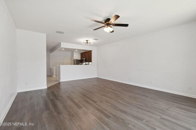 Building Photo - 13362 Stone Pond Dr
