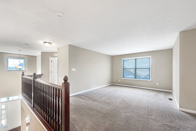 Building Photo - 643 Bracknell Dr