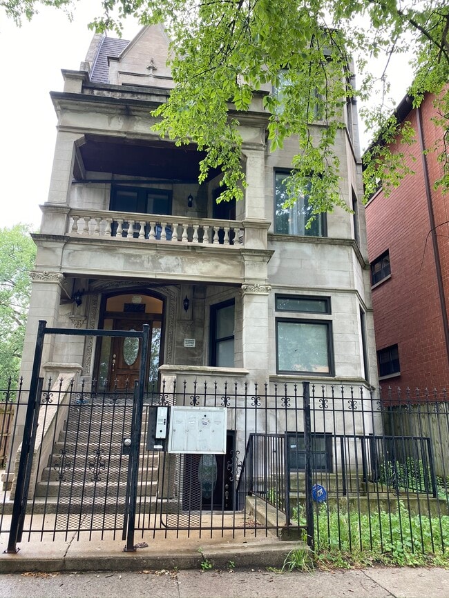 Outside of Building - 5172 S Michigan Ave