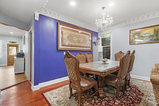 Building Photo - 217 Highwood Ave