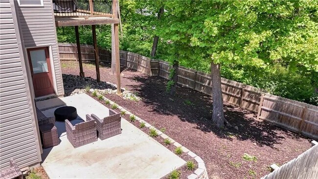 Building Photo - 911 Cheatham Ct