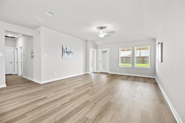 Building Photo - 6306 Brazos Trl Dr