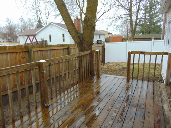Building Photo - 10904 Tonkel Rd