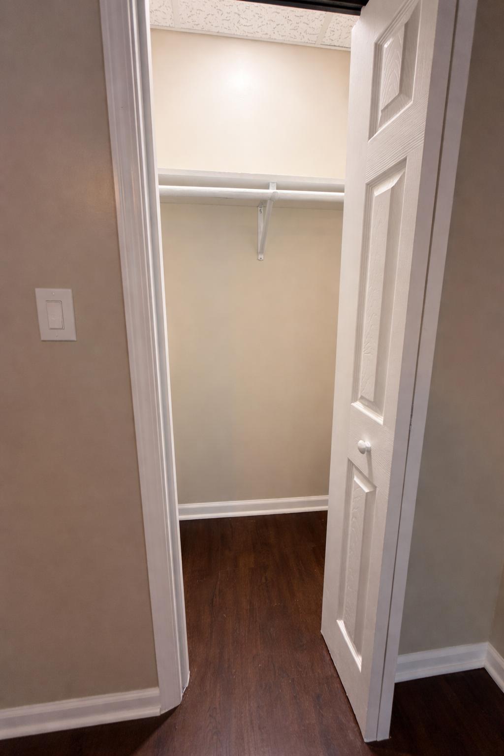 Closet - 2524 Dunhaven Gln