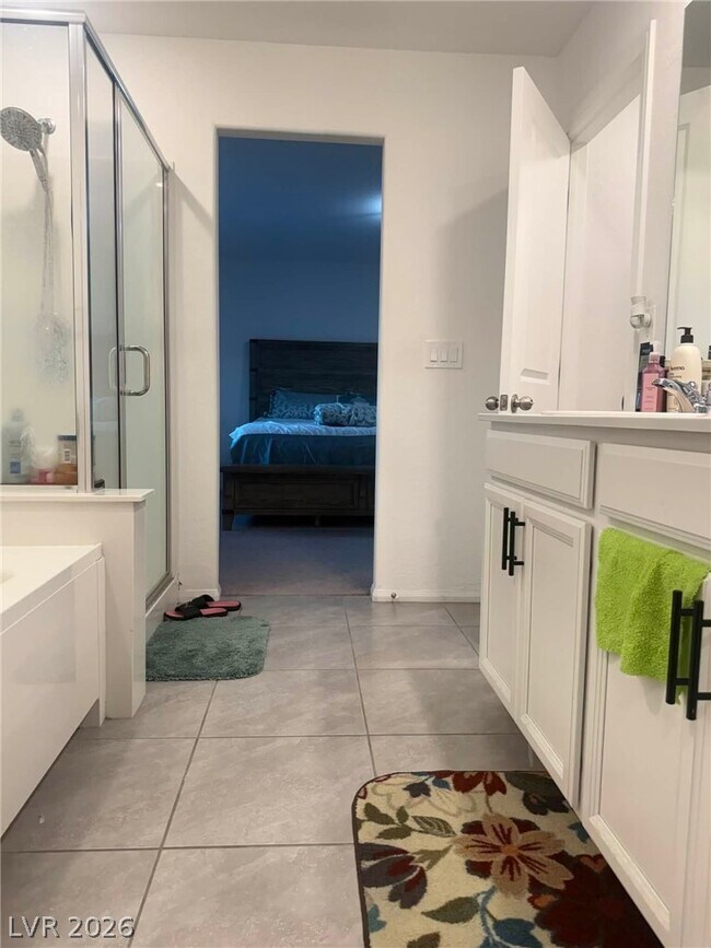 Building Photo - 7007 Feather Hl St