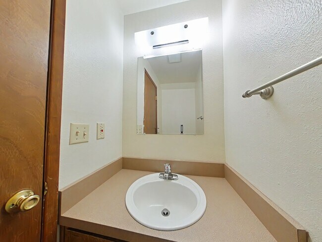 Building Photo - SPRING SPECIAL ~ $1110 OFF FIRST MONTH RENT