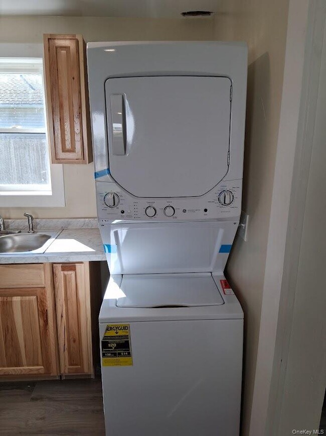 Building Photo - 12 Tobacco Ln