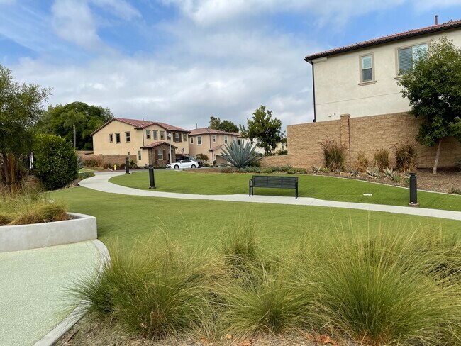 Building Photo - 2883 Villa Catalonia Ct