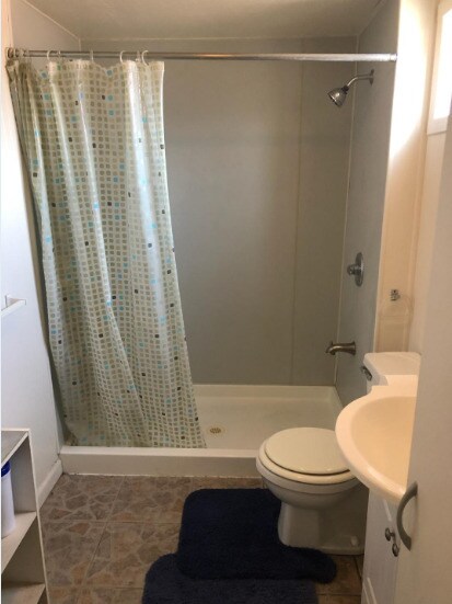 Shower - 4249 W 136th St