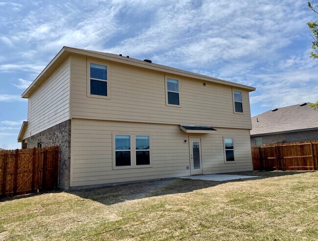 Building Photo - 4 Bed 2.5 Bath House For Lease in Sherman, TX!