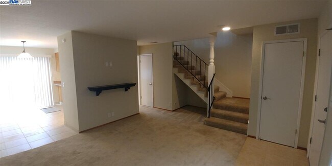 Building Photo - 2551 Twin Creeks Dr