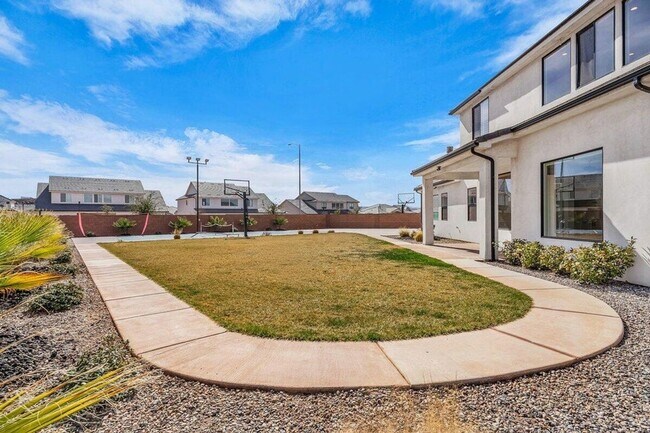 Building Photo - 4159 S 490 E