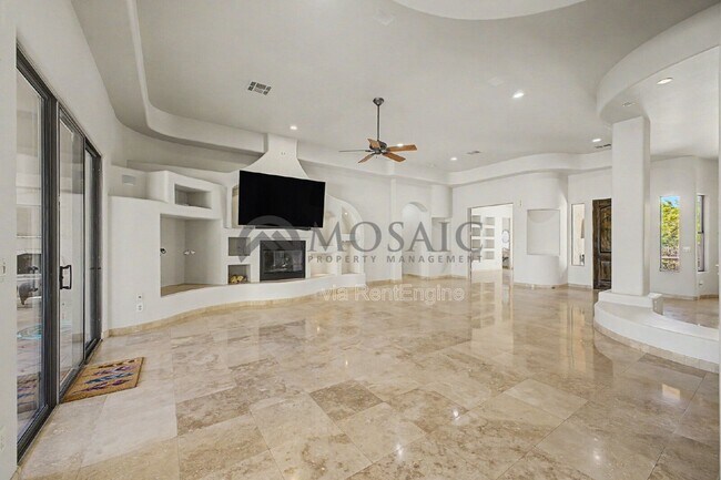 Building Photo - 14006 E Mark Ln