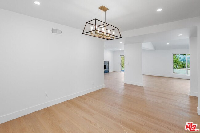 Building Photo - 4344 Gayle Dr