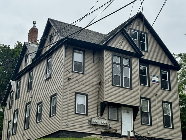 Building Photo - 107 Comstock Ave