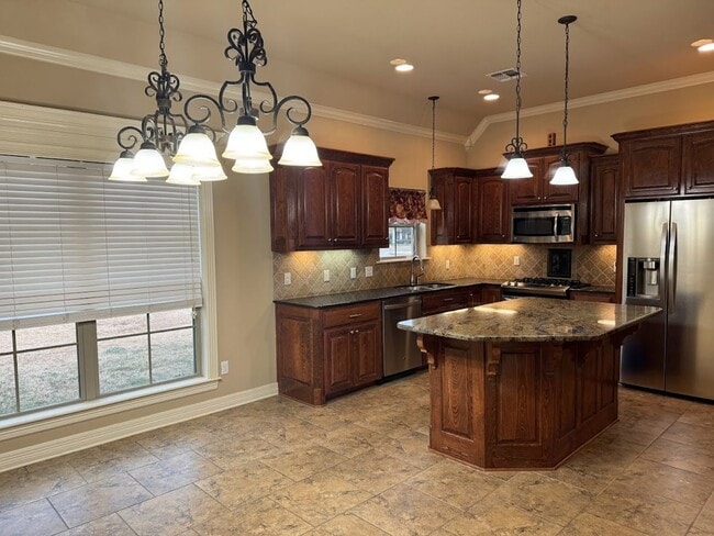 Building Photo - 508 Brompton Ln