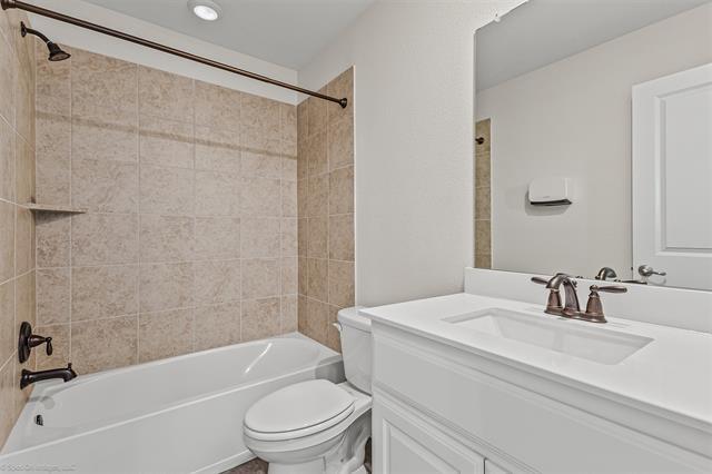 Building Photo - 2018 Tahoka Ln