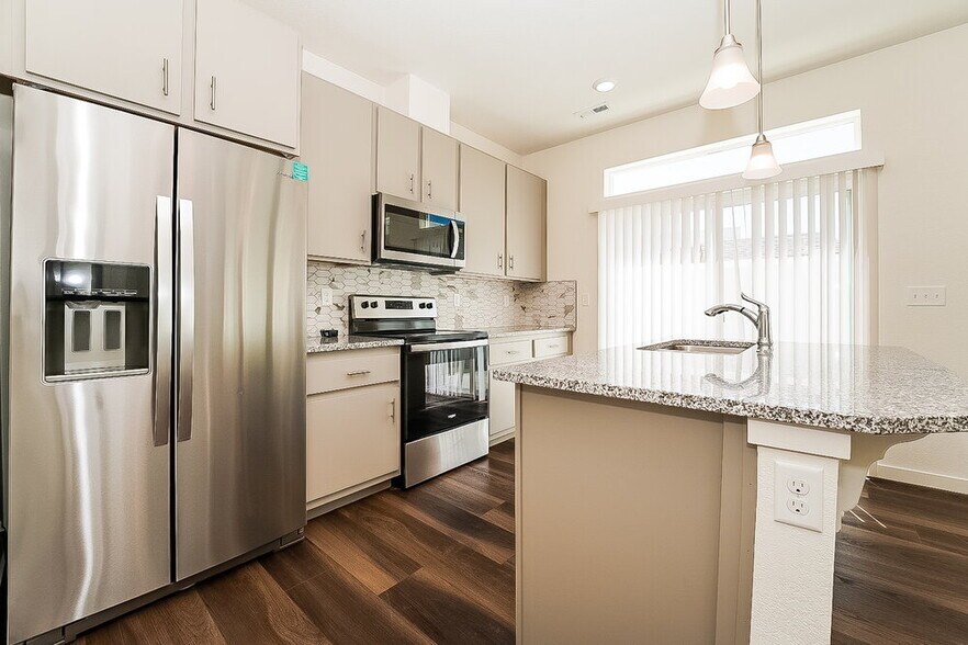 Building Photo - 4750 N Tower Dr