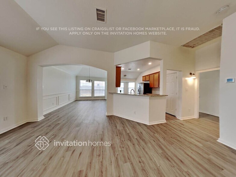 Building Photo - 22310 Laguna Trace Ct