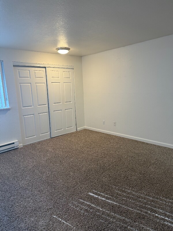 Building Photo - 903 SW 185th Ave