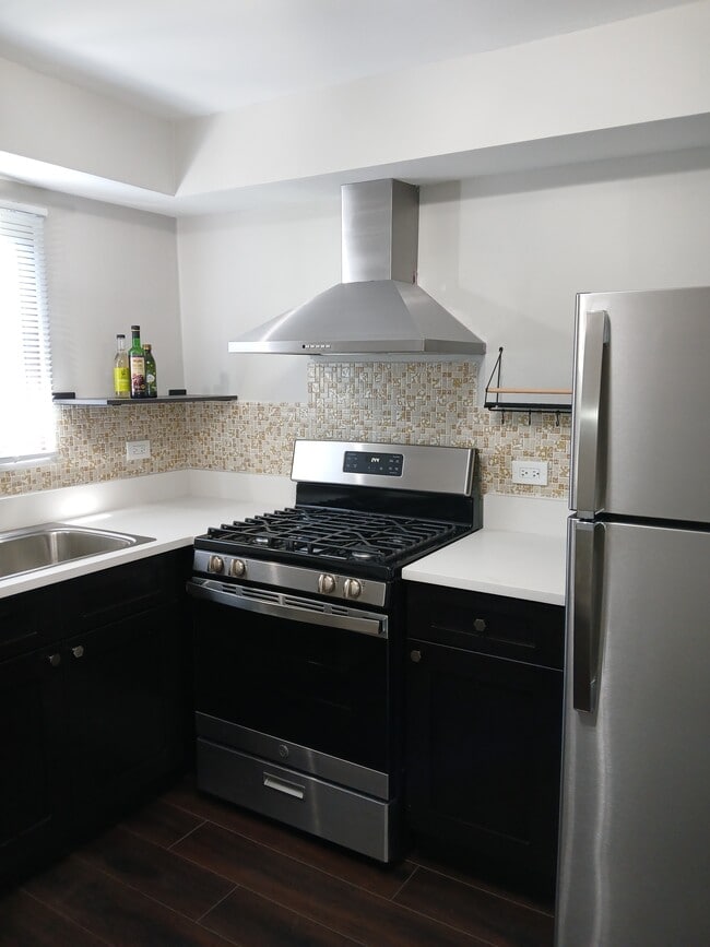 Kitchen - 15820 Orlan Brook Dr