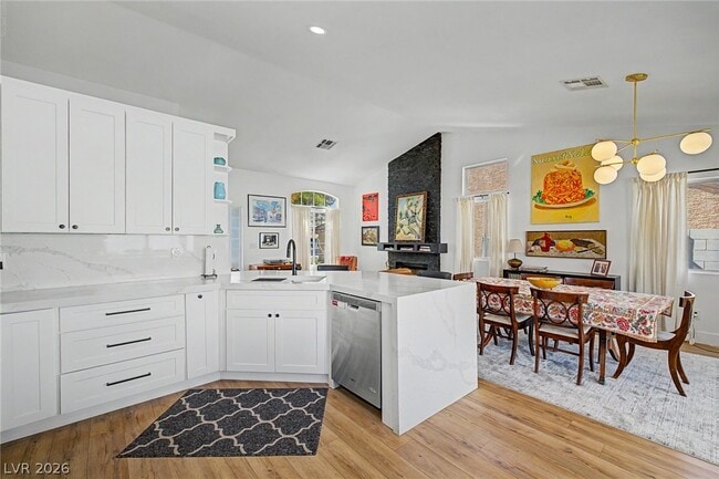 Building Photo - 679 Scenic Tierra Ln