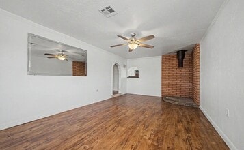 Building Photo - 2815 Arabian Ln