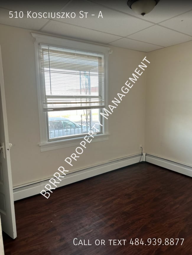 Building Photo - 510 Kosciuszko St