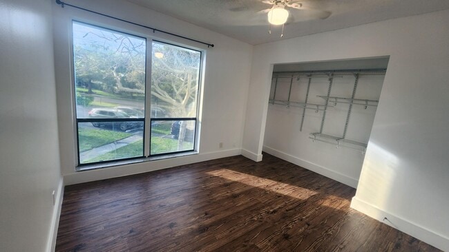 Building Photo - 517 Dotterel Rd