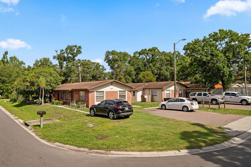 Building Photo - 5901 Crestmont St