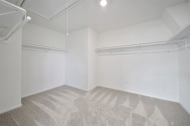 Building Photo - 20864 Sheffield Pk Dr