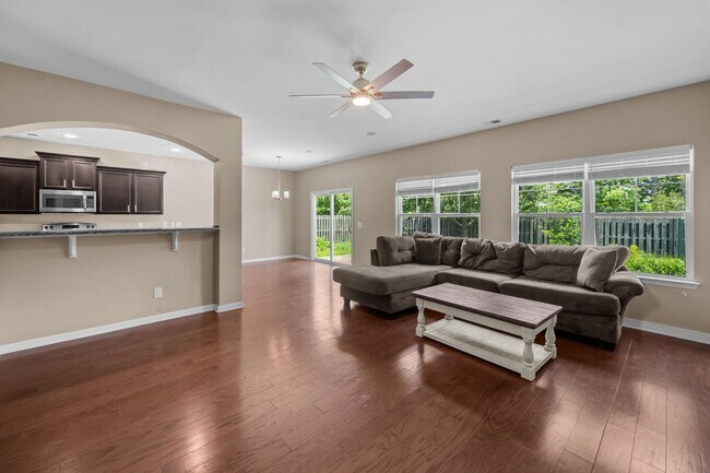 Building Photo - 4540 Garden Hills Loop