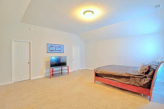Building Photo - 430 Rutledge Dr