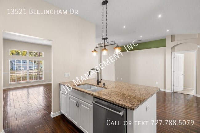 Building Photo - 13521 Bellingham Dr