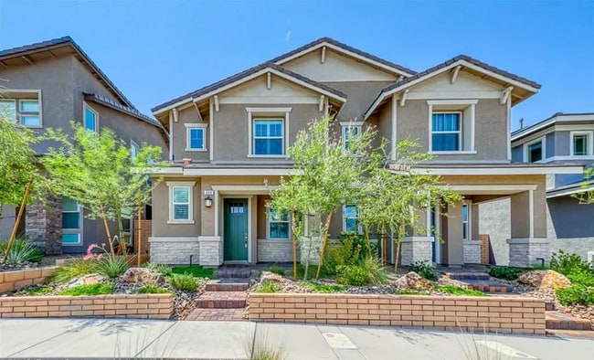 Building Photo - 849 E Sunset Rd