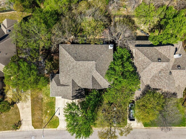 Building Photo - 128 Las Colinas Dr