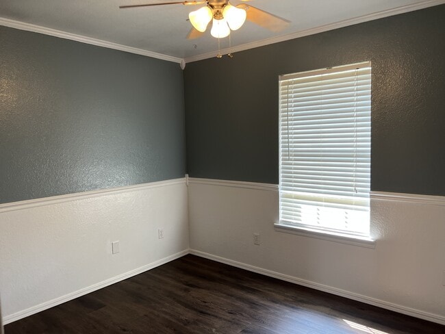 Building Photo - 9712 Grissom Dr