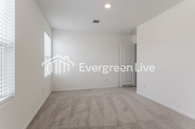 Building Photo - 19747 US-59