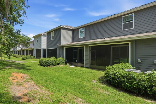 Building Photo - 13753 NW 9 Rd