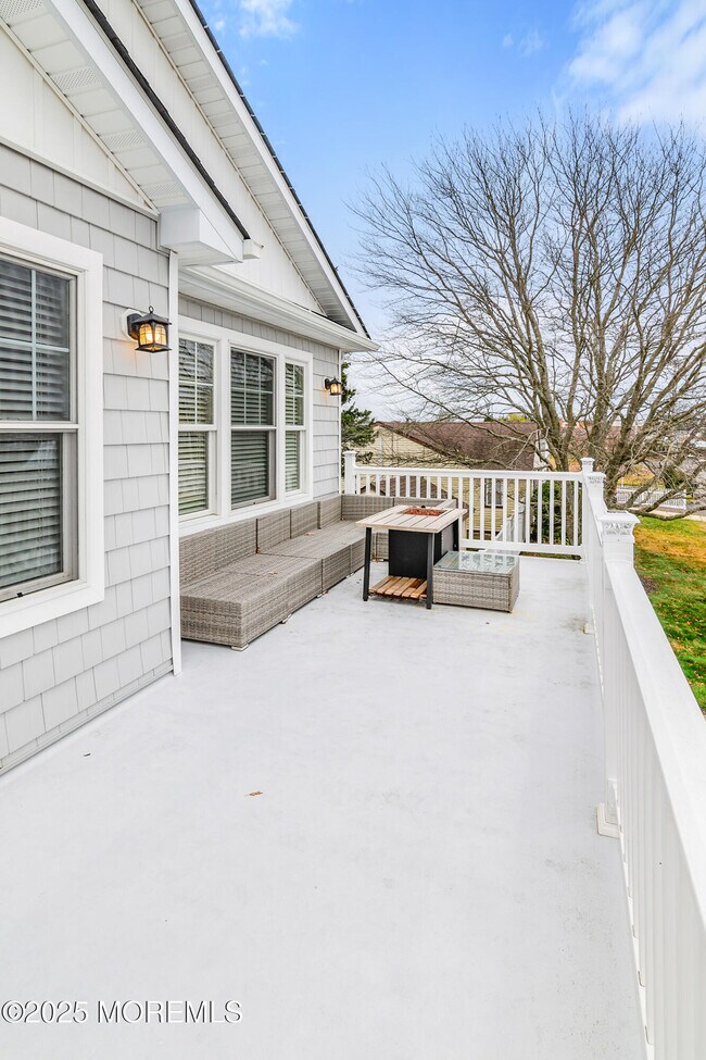 Building Photo - 1260 Pensacola Rd