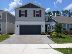 Building Photo - Spacious 5 Bedroom, 3 Bathroom in Gated Se...