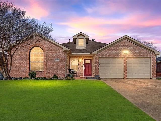 Primary Photo - 1028 Ridgecrest Dr