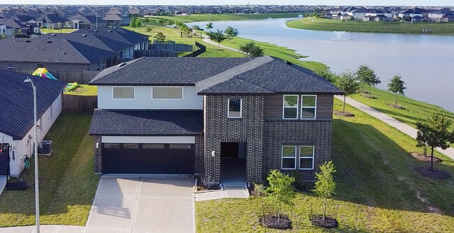 Building Photo - 29402 Ella Larchmont Ct