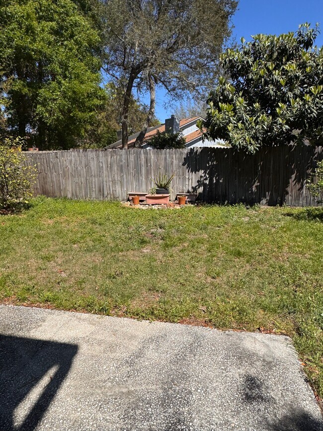 Building Photo - 11719 Fort Caroline Lakes Dr N