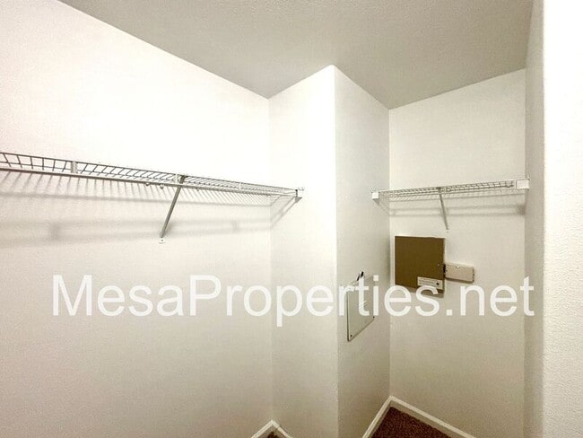 Building Photo - 13720 Thrush Ct